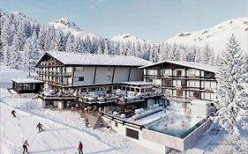 Burg Hotel Oberlech